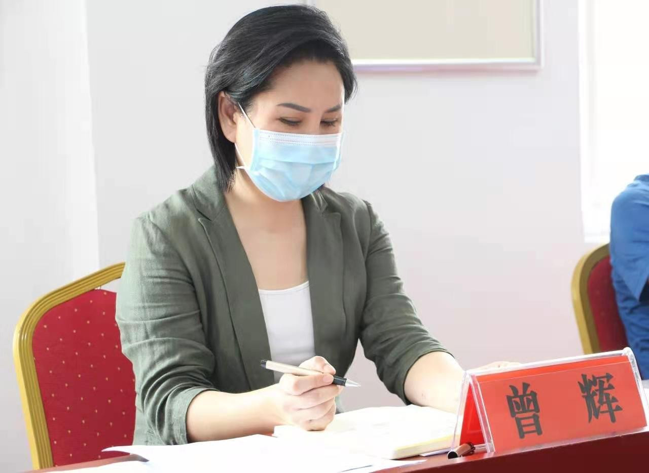 曾辉深入浉河区调研民族宗教工作检查宗教活动场所疫情防控双暂停落实