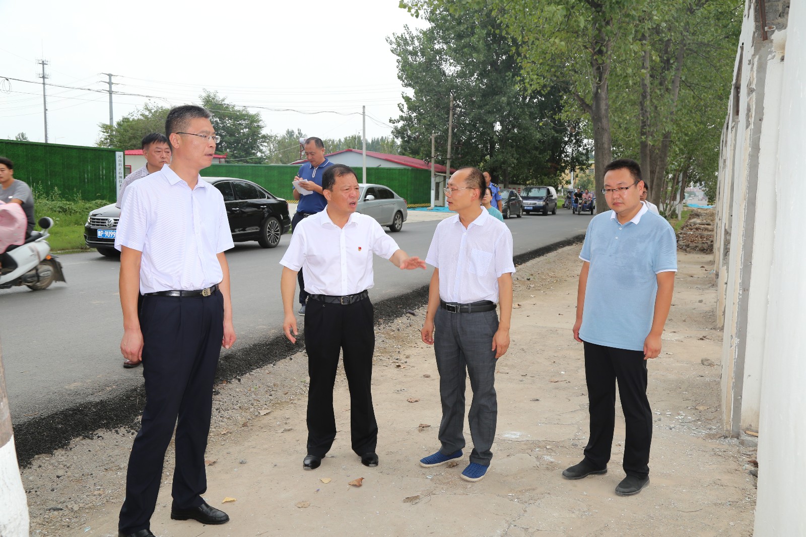 周口市委常委,统战部长赵锡昌带领督导中心城区"创卫"工作